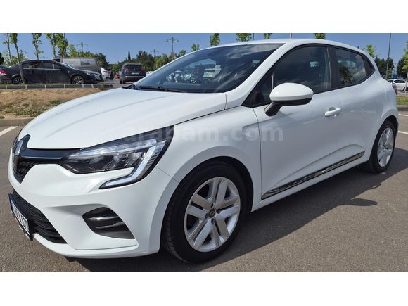 Sahibinden Renault Clio 1.0 TCe Touch 2021 Model  55.000 km Beyaz