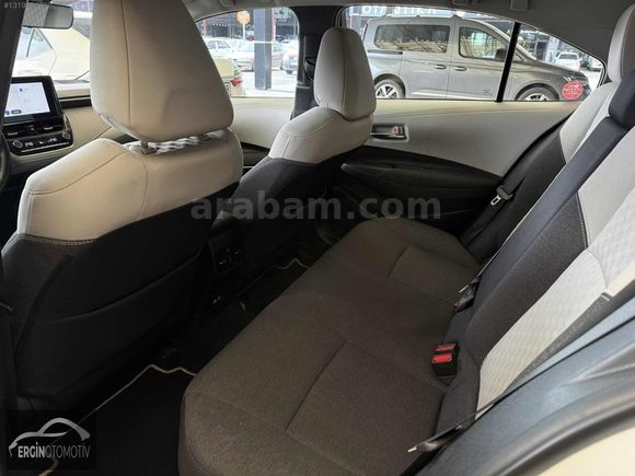 2024 TOYOTA COROLLA SADECE 18.000KM'DE HATASIZ-BOYASIZ-DREAM
