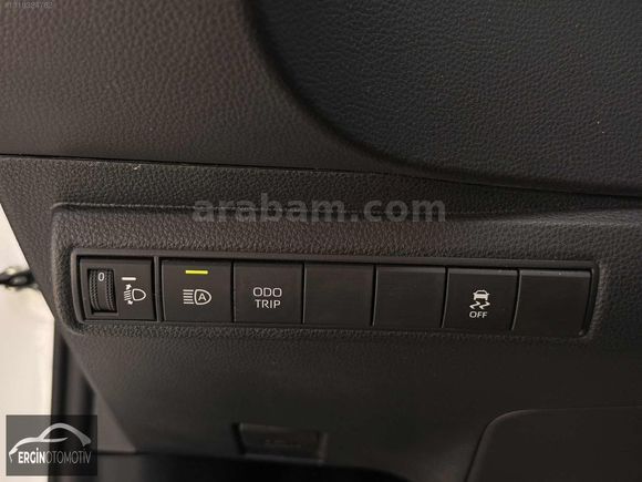 2024 TOYOTA COROLLA SADECE 18.000KM'DE HATASIZ-BOYASIZ-DREAM