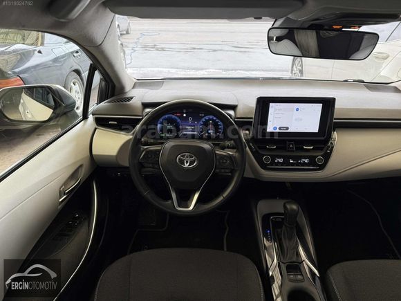 2024 TOYOTA COROLLA SADECE 18.000KM'DE HATASIZ-BOYASIZ-DREAM
