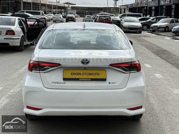 2024 TOYOTA COROLLA SADECE 18.000KM'DE HATASIZ-BOYASIZ-DREAM