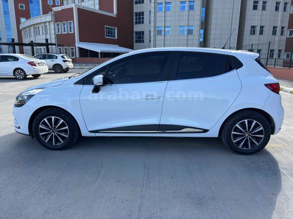 Sahibinden Renault Clio 0.9 TCe Joy 2019 Model 