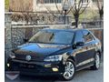 YENİ KASA JETTA SİYAH İÇİ BEJ SANRUFLU DÜŞÜK KM'Lİ