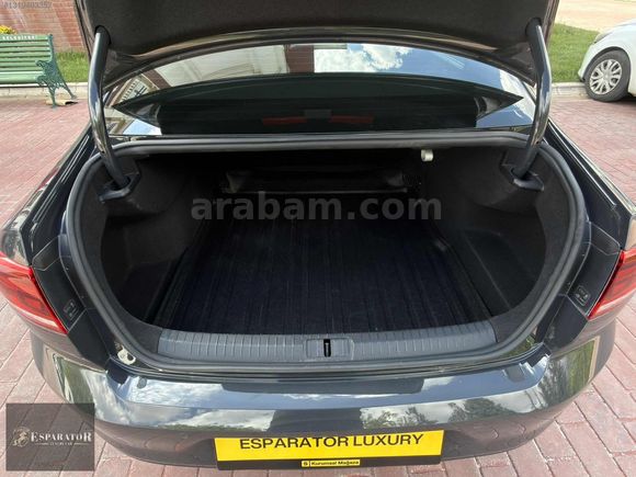 ESPARATOR'DAN İLK SAHİBİNDEN 47.000 KM'DE KAPALI GARAJ ARABASI