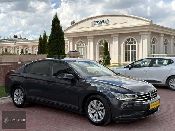 ESPARATOR'DAN İLK SAHİBİNDEN 47.000 KM'DE KAPALI GARAJ ARABASI