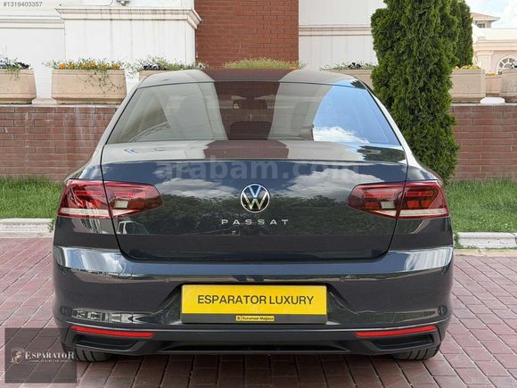 ESPARATOR'DAN İLK SAHİBİNDEN 47.000 KM'DE KAPALI GARAJ ARABASI