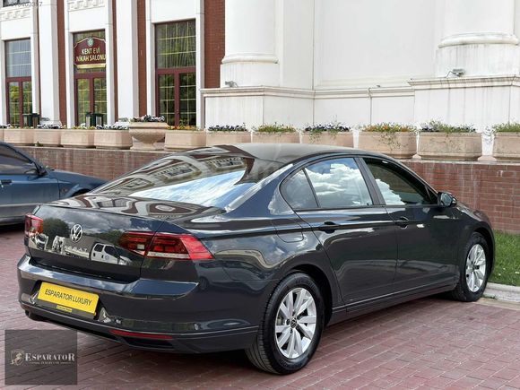 ESPARATOR'DAN İLK SAHİBİNDEN 47.000 KM'DE KAPALI GARAJ ARABASI