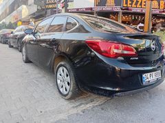Sahibinden Opel Astra 1.6 Editon  plus 2017 Model İstanbul 144.000 km Siyah