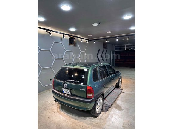 Special Editions Corsa TR de tek  