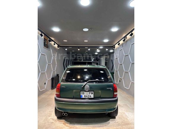 Special Editions Corsa TR de tek  