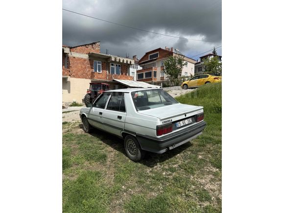 Sahibinden Renault R 9 1.4 Broadway 1994 Model 