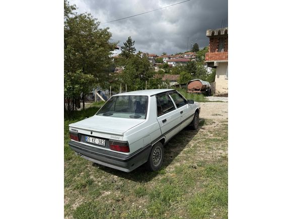 Sahibinden Renault R 9 1.4 Broadway 1994 Model 