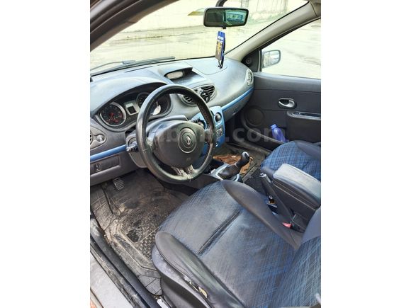 Sahibinden Renault Clio 1.2 Expression 2008 Model  193.600 km Füme