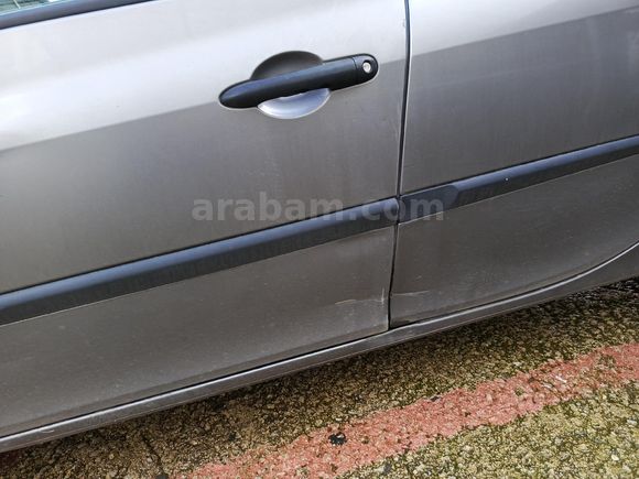 Sahibinden Renault Clio 1.2 Expression 2008 Model  193.600 km Füme