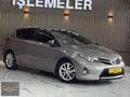 2014 TOYOTA AURİS 1.4 D-4D DİZEL OTOMATİK CAM TAVAN HATASIZ