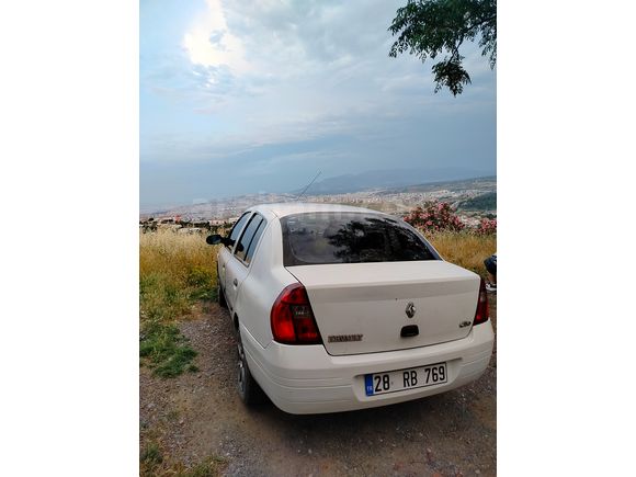Düşük kmli Renault Clio 
