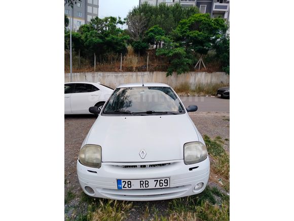 Düşük kmli Renault Clio 