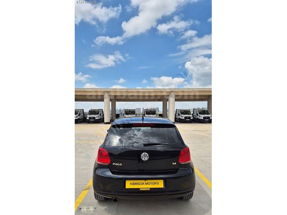 KIBRISCIK//2010 MODEL VW POLO 1.4 BENZİN OTOMATİK VİTES BAKIMLI