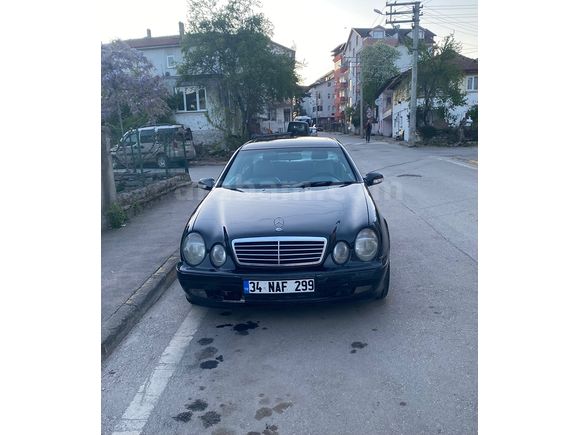 Sahibinden Mercedes - Benz CLK 320 Elegance 2000 Model 