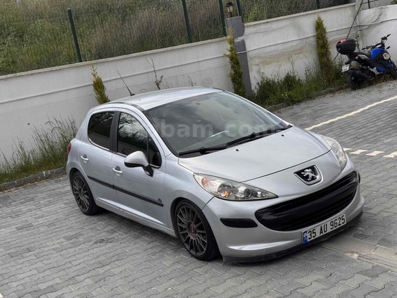 Sahibinden Peugeot 207 1.4 HDi Trendy 2007 Model 