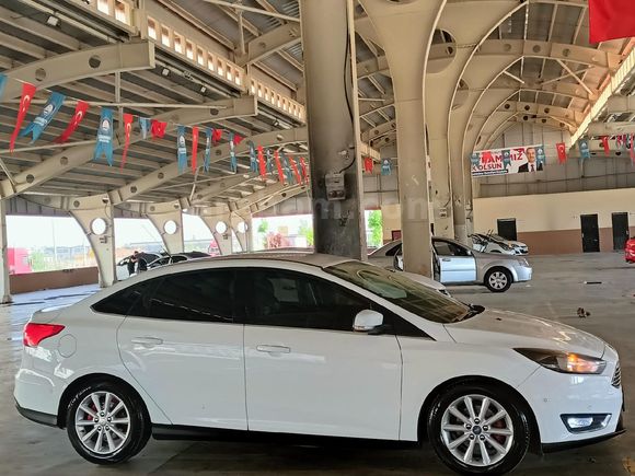 Sahibinden Ford Focus 1.0 GTDi Titanium 2015 Model