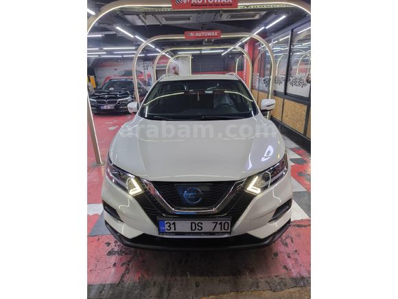 Sahibinden Nissan Qashqai 1.5 dCi Tekna 2017 Model  121.800 km Beyaz