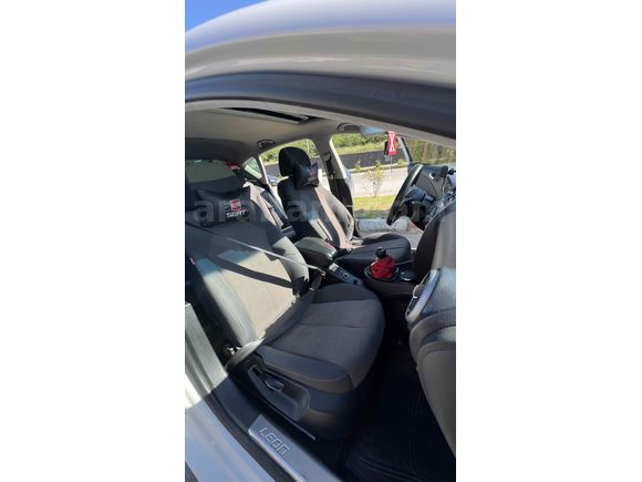 Seat Leon 1.4 TSI SANROFLU