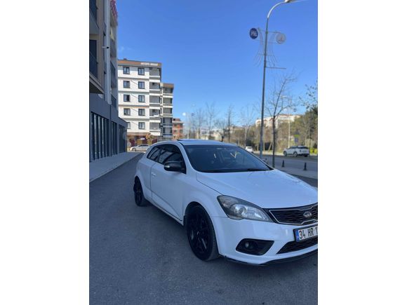 Sahibinden Kia Pro Ceed 1.6 CRDi Cool Plus 2011 Model 