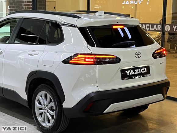 Galeriden Toyota Corolla Cross 1.8 Hybrid Passion 2025 Model