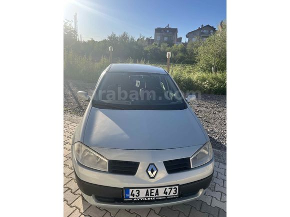Sahibinden Renault Megane 1.6 Authentique 2004 Model  237.000 km Gri