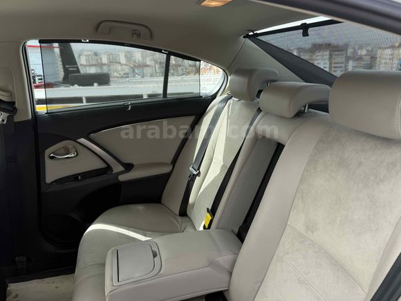 Sahibinden Toyota Avensis 1.6 Elegant Extra 2013 Model 