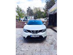 Sahibinden Nissan Qashqai 1.2 DIG-T Sky Pack 2015 Model  106.000 km Beyaz