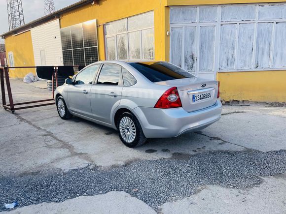 Sahibinden Ford Focus 1.6 TDCi Titanium 2009 Model  196.000 km Gri