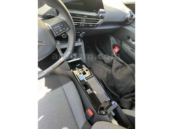 Sahibinden Citroen C4 SUV 1.2 PureTech Feel Bold 2022 Model  (metalik)