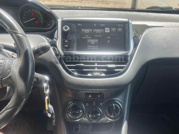Sahibinden Peugeot 208 1.2 PureTech Active 2015 Model 