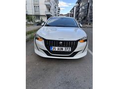 Sahibinden Peugeot 208 1.2 PureTech Active 2021 Model  90.000 km Beyaz