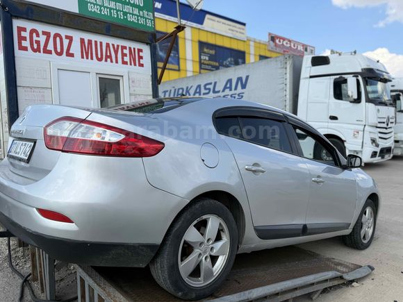 Sahibinden Renault Fluence 1.5 dCi Business 2011 Model 