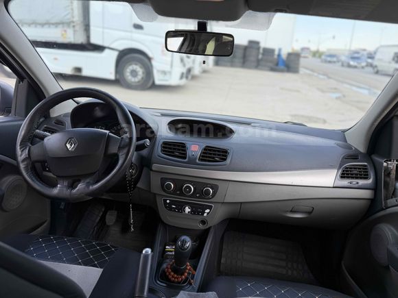 Sahibinden Renault Fluence 1.5 dCi Business 2011 Model 