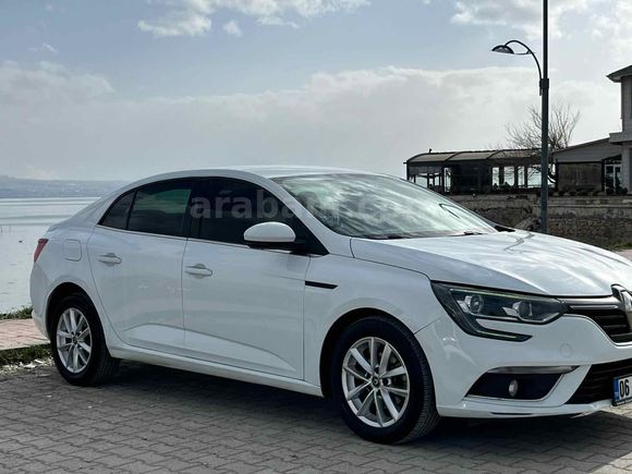 Sahibinden Renault Megane 1.5 dCi Touch 2019 Model  168.000 km Beyaz