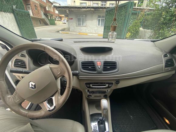 Sahibinden Renault Fluence 1.5 dCi Icon 2013 Model üst model araçlar ile takas düşünürüm