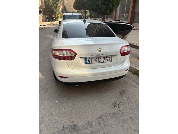 Sahibinden Renault Fluence 1.5 dCi Icon 2013 Model üst model araçlar ile takas düşünürüm