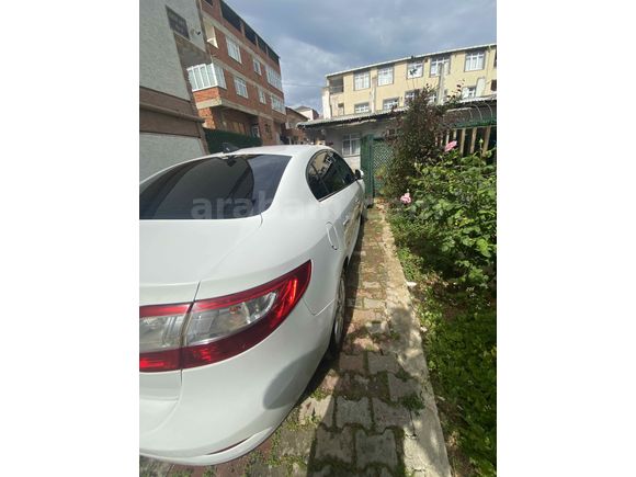 Sahibinden Renault Fluence 1.5 dCi Icon 2013 Model üst model araçlar ile takas düşünürüm