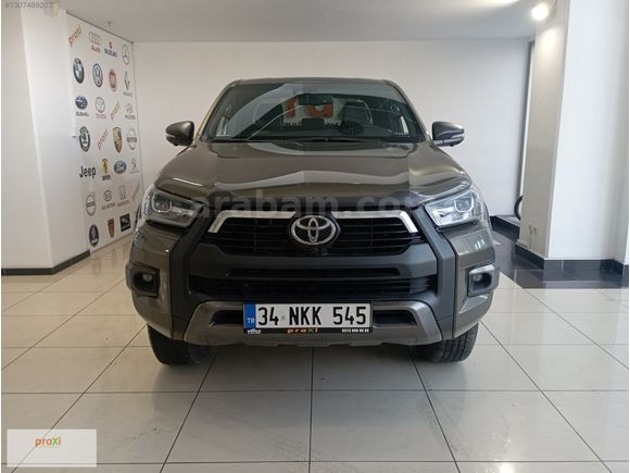 PRAXİ OTOMOTİV'DEN 2025 HİLUX 4*4 İNVİNCİBLE 25000KM
