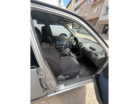 Sahibinden Suzuki Swift 1.3 GLX 2001 Model