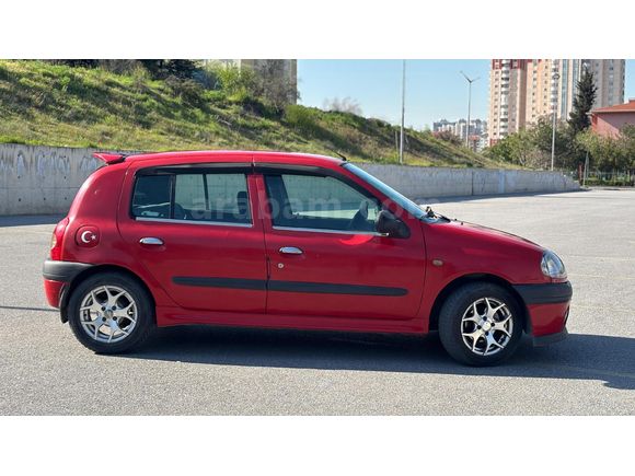 OPSİYONLANDI Sahibinden Renault Clio 1.4 RTA klimalı 2001 Model