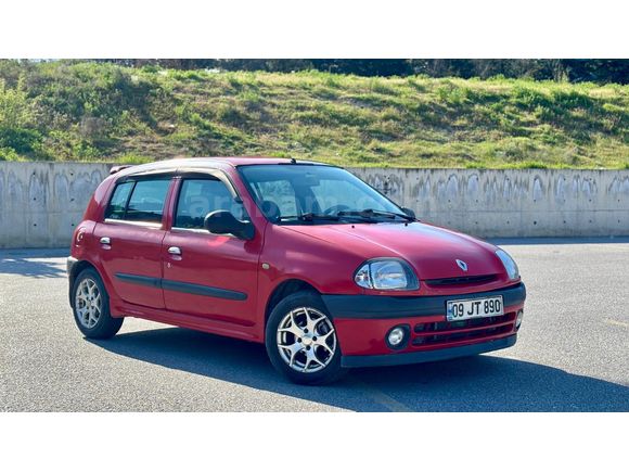 Sahibinden Renault Clio 1.4 RTA klimalı 2001 Model