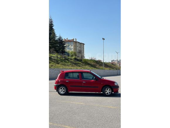 OPSİYONLANDI Sahibinden Renault Clio 1.4 RTA klimalı 2001 Model