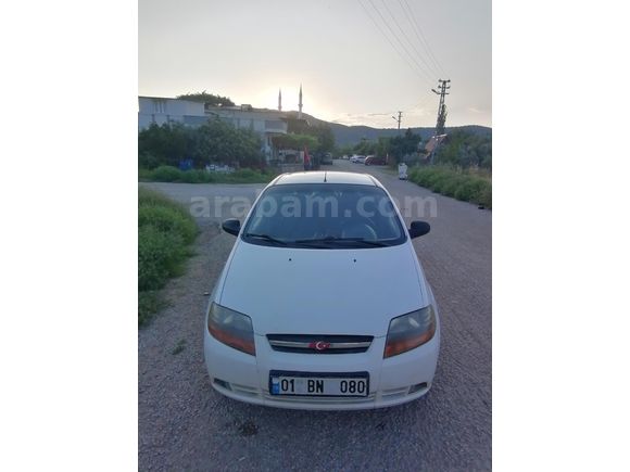 Bayan öğretmenden düşük km li kalos