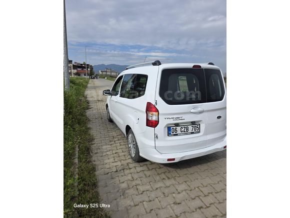 Sahibinden Ford Transit Courier 1.5 TDCi Trend 2022 Model