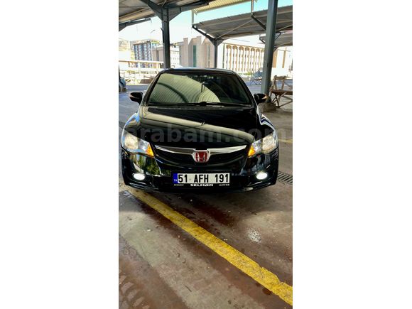 Sahibinden Honda Civic 1.6 Premium 2011 Model  200.000 km Siyah